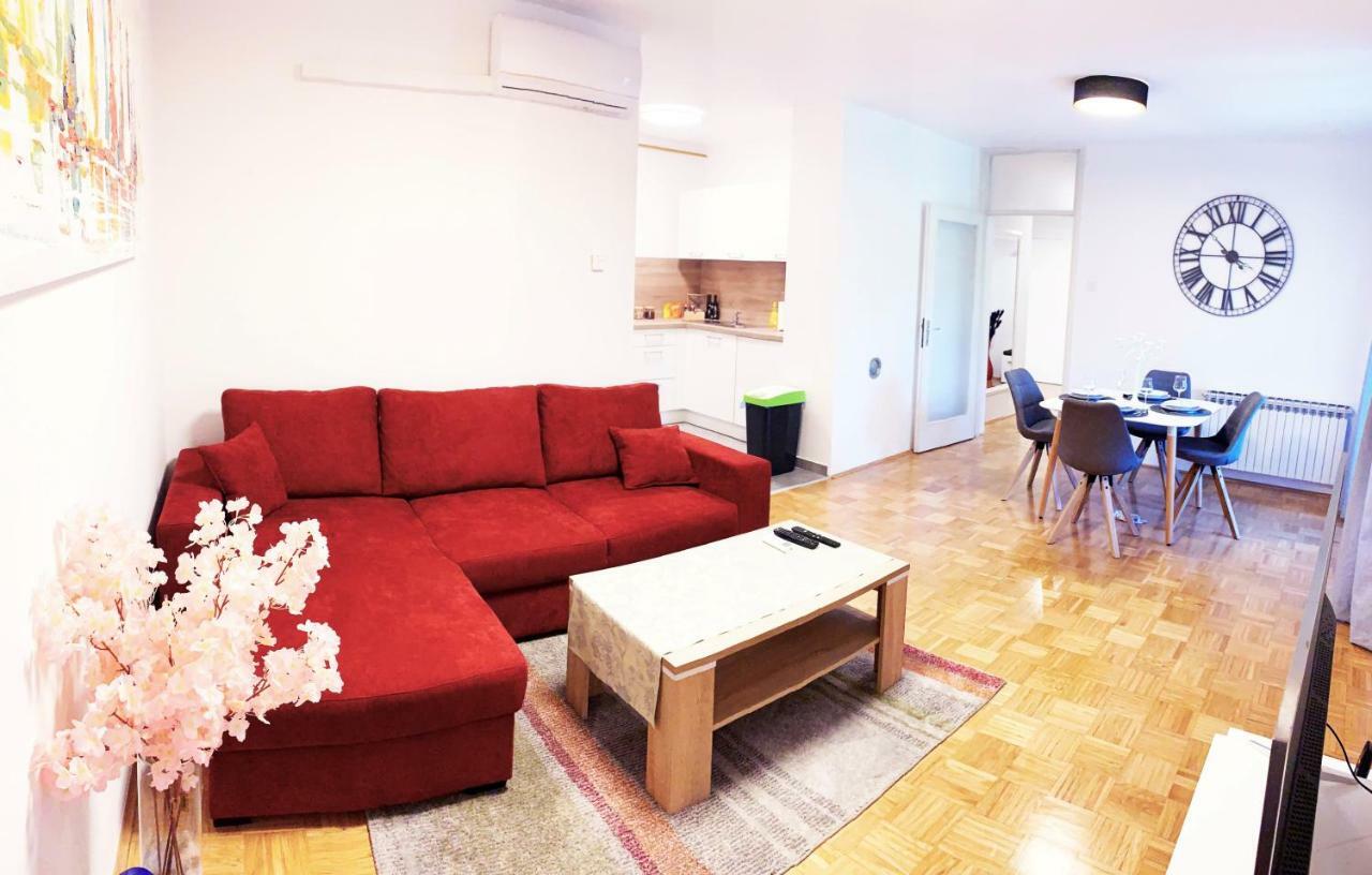 Central Bus Station Apartment Zagreb Eksteriør billede